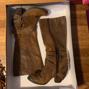 Fergie Legend Too Knee High Boot size 7